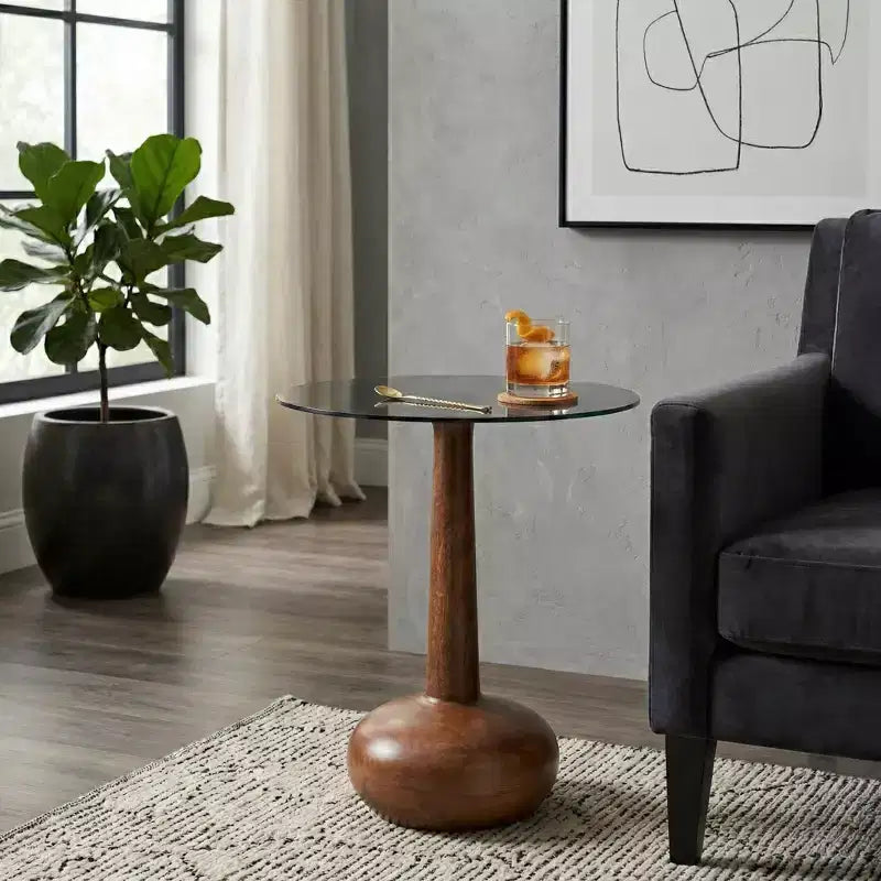 Tavolino rotondo con base a piedistallo in legno e piano in vetro, 53 cm, marrone