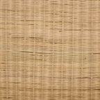 Tavolino da caffè in rattan intrecciato con struttura in legno di mango